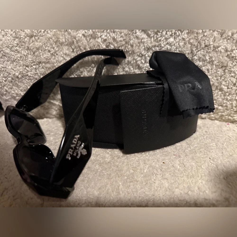 Prada Black Designer Sunglasses with case - Picture 6 of 8